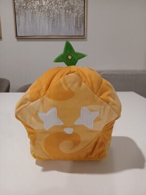 EUC! HUGE Blox Fruits 9” Mystery Fruit Stuffed Animal Plush - Yellow Star